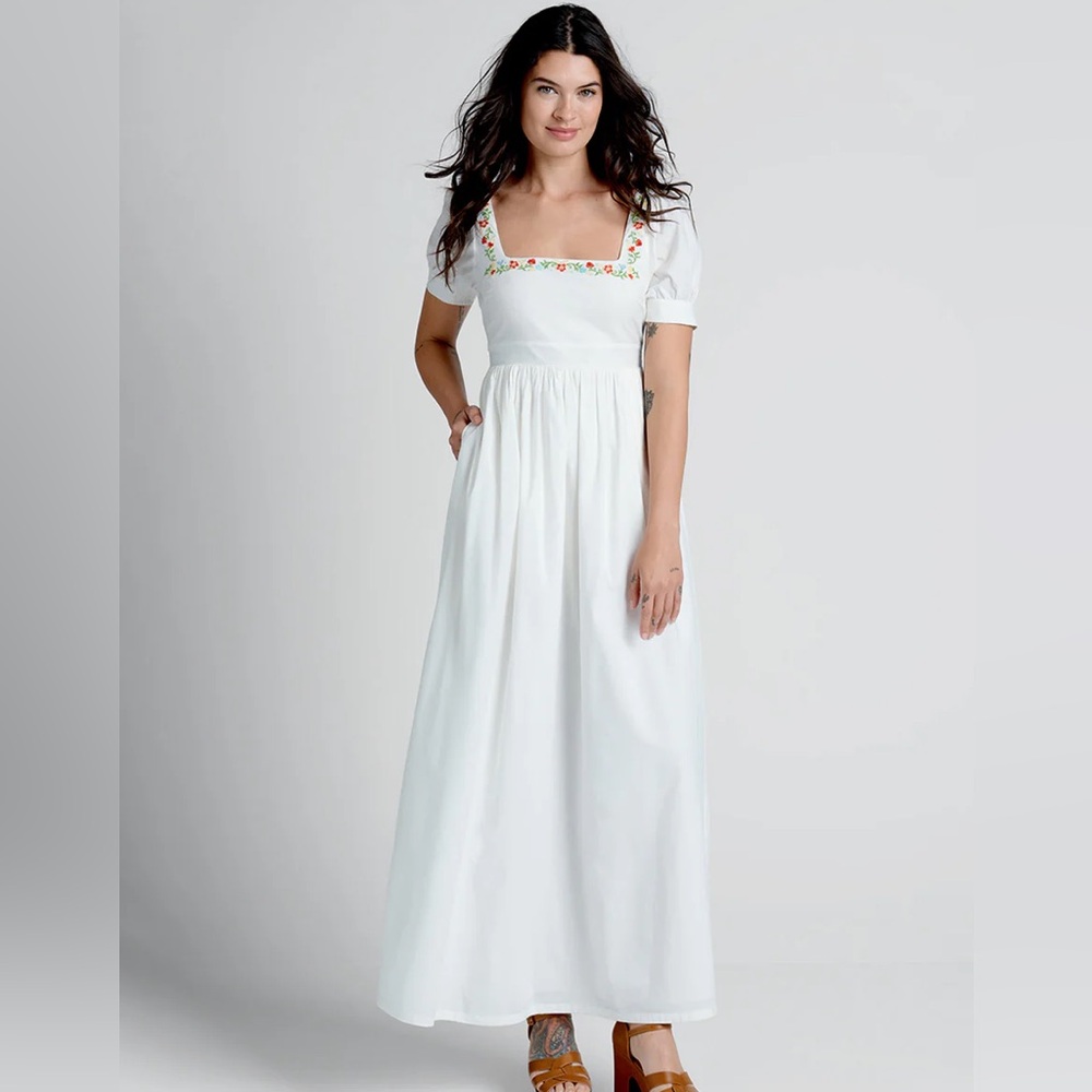 Cotton ModCloth White empire dress with pockets.